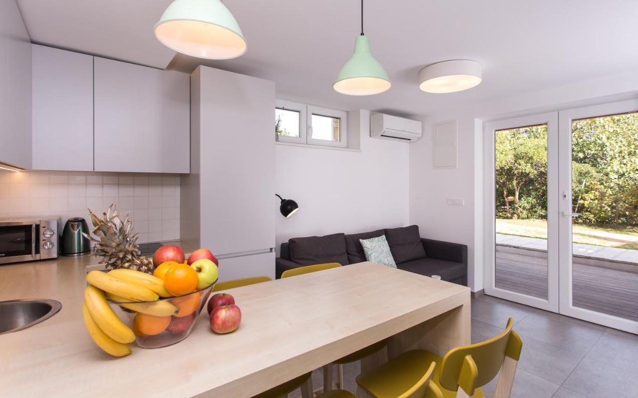 Happy Apartments Baska Εξωτερικό φωτογραφία