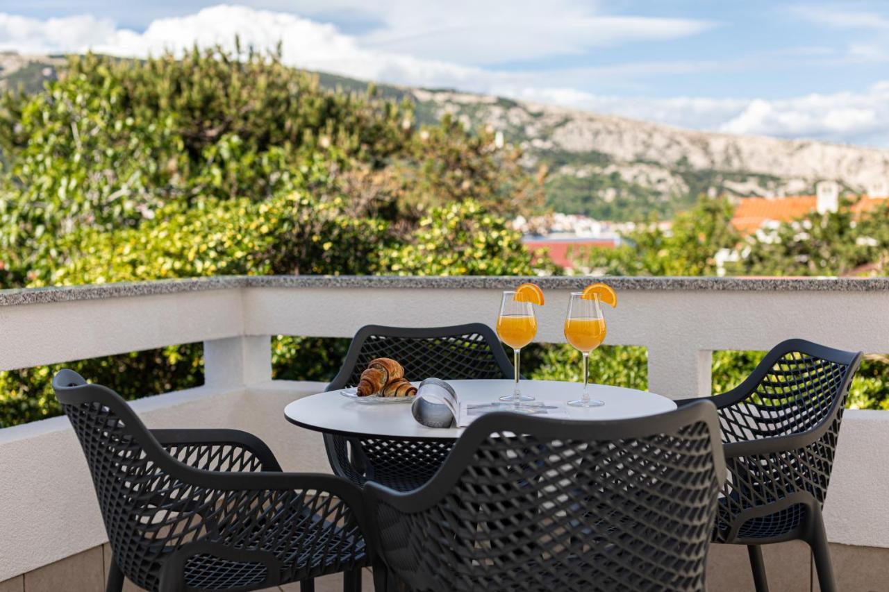 Happy Apartments Baska Εξωτερικό φωτογραφία