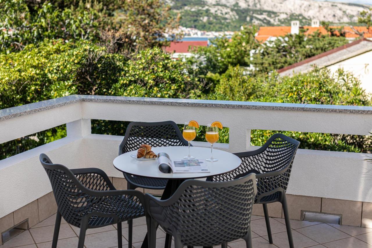 Happy Apartments Baska Εξωτερικό φωτογραφία